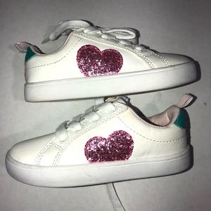 Carter’s size 9 children shoe white and pink